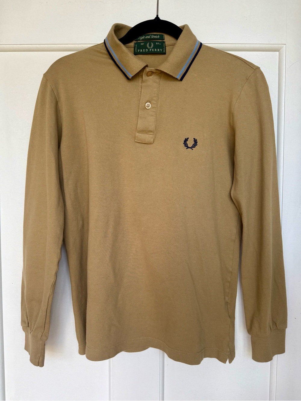 Fred Perry Men’s Long-Sleeve Polo in Camel with Navy Trim M - Picture 2 of 8
